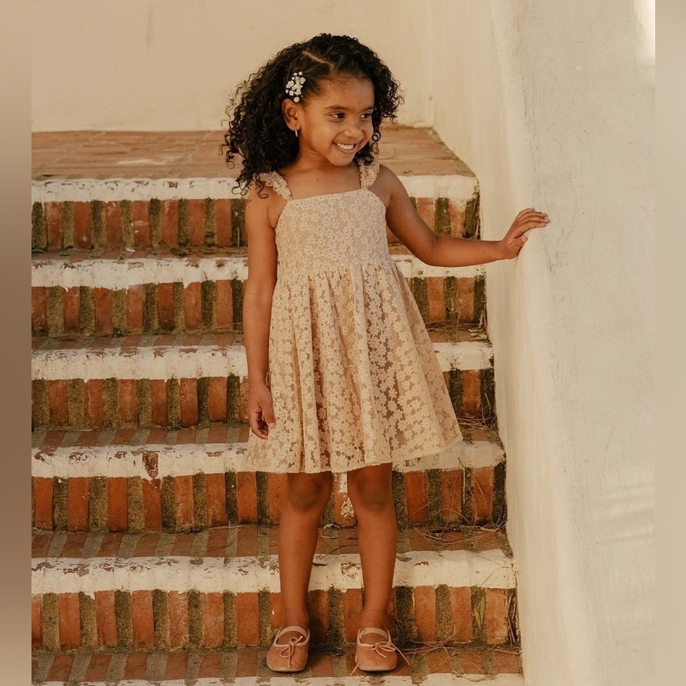 Noralee Mara Dress – Antique Daisy Champagne – Size 10 Girl